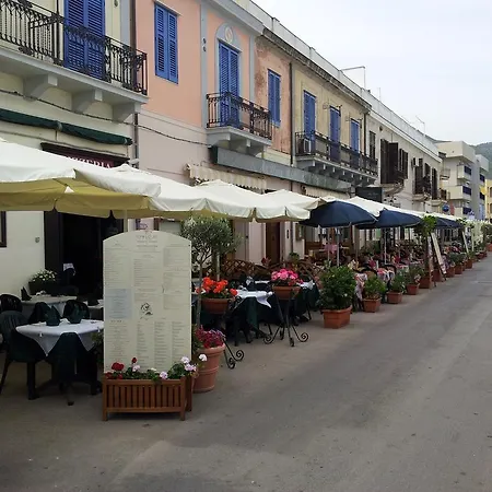 Mandralisca Apartment *